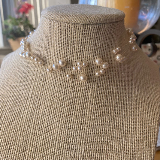 electra pearl choker